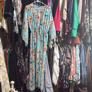 Floral turquoise Maxi kimono